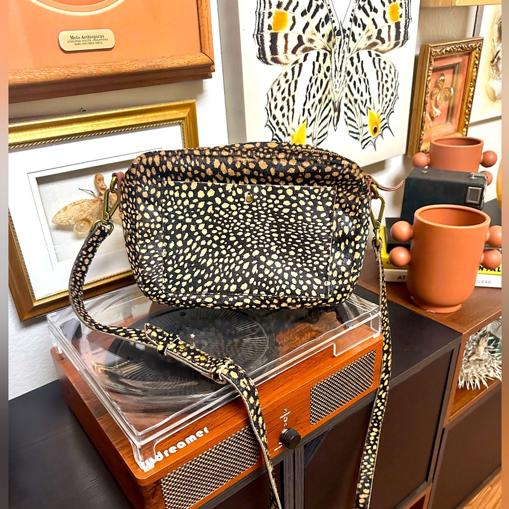Madewell Large Transport Camera Bag - dotted calf hair edition